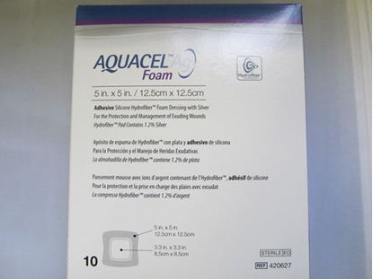 Εικόνα της Αφρώδες Υδροϊνώδες Απορροφητικό Αυτοκόλλητο επίθεμα Αργύρου Πολυουρεθάνης με Σιλικόνη (περιμετρικά) Aquacel Foam Ag 
